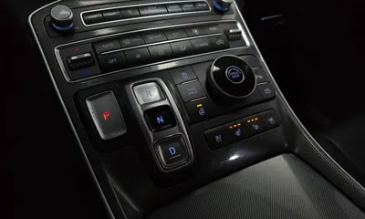 Hyundai Santafe 2022, 43212 км, за 16618.49 USD - фото 9