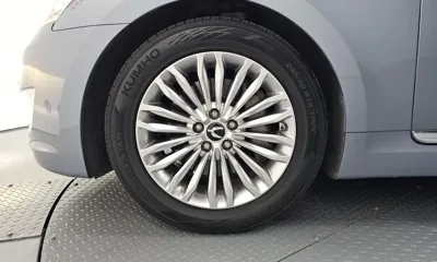Hyundai Equus 2015, 178360 км, за 5842.2 USD