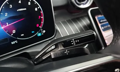 Mercedes-Benz C-Class 2023, 42290 км, за 22736.17 USD - фото 9