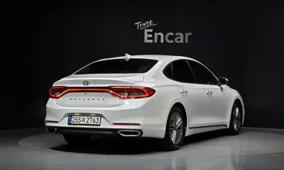 Hyundai Grandeur 2019, 244021 км, за 4726.27 USD