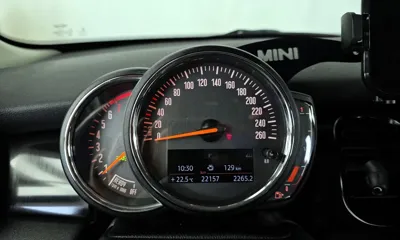 MINI Cooper 2023, 22157 км, за 15157.44 USD - фото 8
