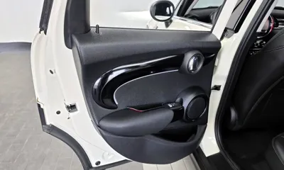 MINI Cooper 2023, 22157 км, за 15157.44 USD - фото 25