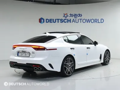 Kia Stinger 2021, 58415 км, за 19495.54 USD