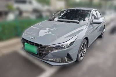 Hyundai Elantra · 2021 год