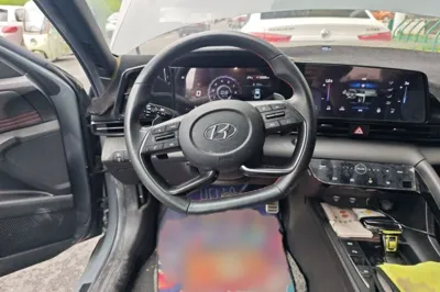 Hyundai Elantra 2021, 47900 км, за 9563 USD - фото 8