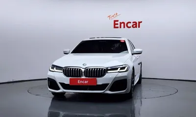 BMW 5-Series 2023, 40070 км, за 30407.21 USD