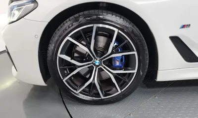 BMW 5-Series 2023, 40070 км, за 30407.21 USD