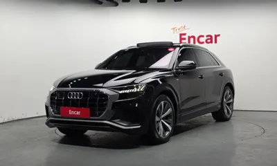 Audi Q8 · 2021 год