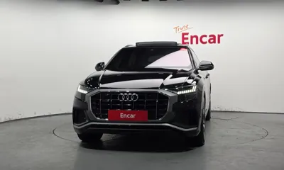 Audi Q8 2021, 40049 км, за 47902.21 USD