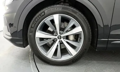 Audi Q8 2021, 40049 км, за 47902.21 USD