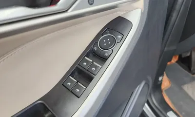 Ford Explorer 2021, 74344 км, за 16870.16 USD - фото 35