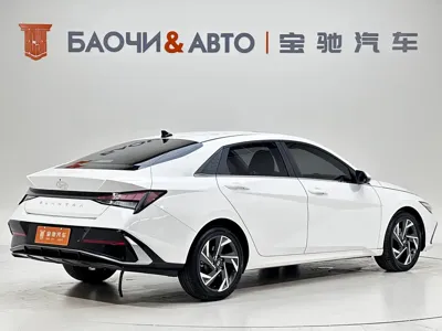 Hyundai Elantra 2023, 38000 км, за 13841.05 USD