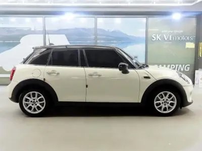 MINI Cooper 2021, 25600 км, за 14657.99 USD