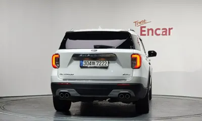 Ford Explorer 2022, 77013 км, за 25107.36 USD