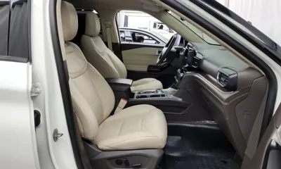 Ford Explorer 2022, 77013 км, за 25107.36 USD - фото 11