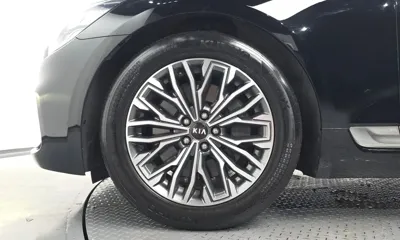 Kia K9 2019, 191624 км, за 9189.97 USD