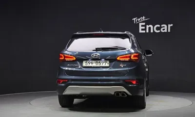 Hyundai Santafe 2016, 161825 км, за 8205.33 USD