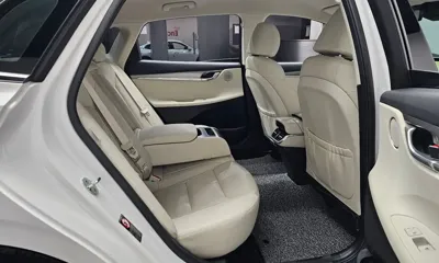 Hyundai Grandeur 2022, 29615 км, за 17785.03 USD - фото 11