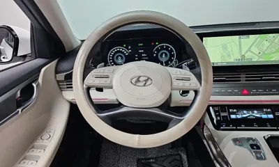 Hyundai Grandeur 2022, 29615 км, за 17785.03 USD - фото 12