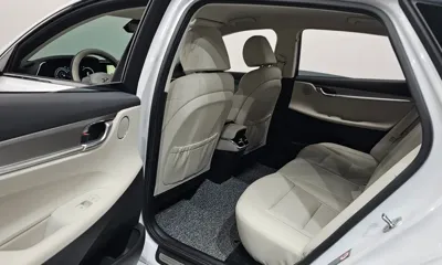 Hyundai Grandeur 2022, 29615 км, за 17785.03 USD - фото 29