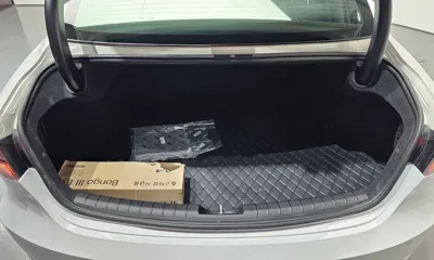 Hyundai Grandeur 2022, 29615 км, за 17785.03 USD - фото 30