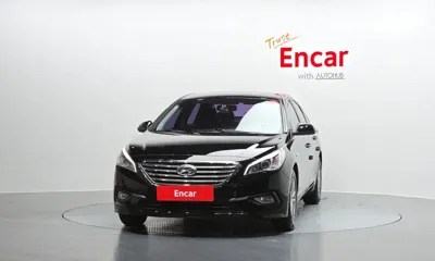 Hyundai Sonata 2015, 120379 км, за 5219.69 USD