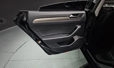 Volkswagen Arteon 2019, 92993 км, за 13456.74 USD - фото 25