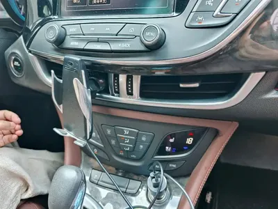 Buick Envision Plus 2015, 130000 км, за 4980.18 USD