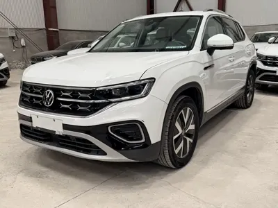Volkswagen Tayron · 2023 год