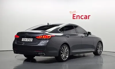 Hyundai Genesis 2016, 134897 км, за 7155.05 USD