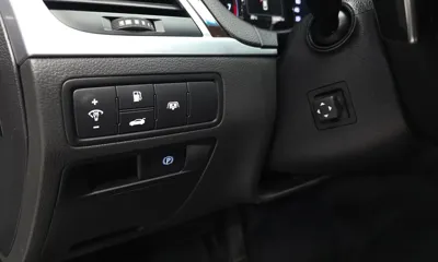 Hyundai Genesis 2016, 134897 км, за 7155.05 USD - фото 27