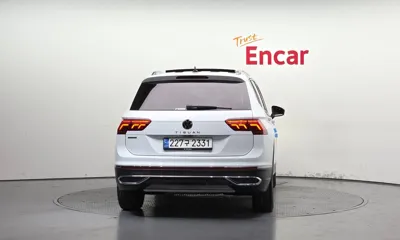Volkswagen Tiguan 2023, 42737 км, за 18540.22 USD
