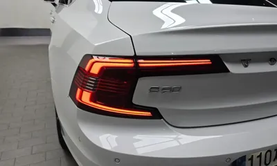 Volvo S90 2023, 57298 км, за 25713.93 USD - фото 23