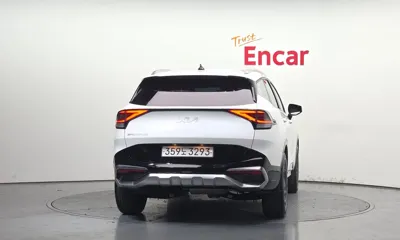 Kia Sportage 2023, 102921 км, за 13881.55 USD