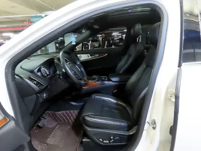 Lincoln MKX 2016, 70107 км, за 8270.97 USD - фото 6