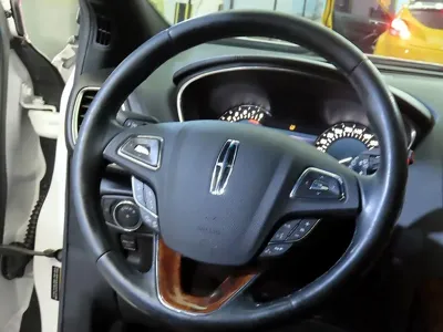 Lincoln MKX 2016, 70107 км, за 8270.97 USD - фото 8