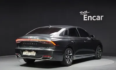 Hyundai Grandeur 2020, 80298 км, за 14945.06 USD