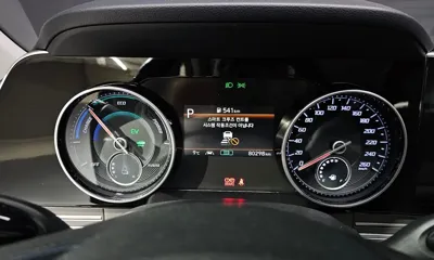 Hyundai Grandeur 2020, 80298 км, за 14945.06 USD - фото 8