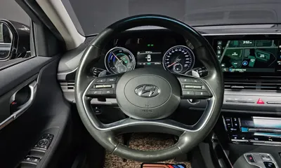 Hyundai Grandeur 2020, 80298 км, за 14945.06 USD - фото 13