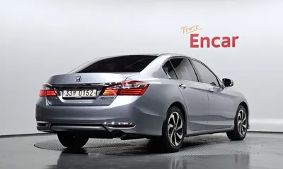 Honda Accord 2017, 91719 км, за 6498.62 USD
