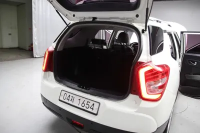 KG_Mobility_Ssangyong TIBOLI 2017, 93400 км, за 4493.06 USD