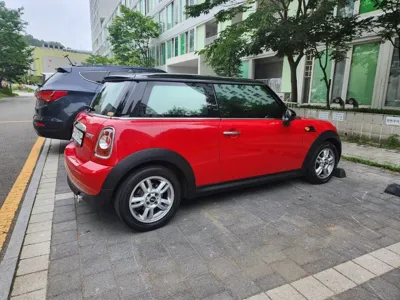 MINI Cooper 2013, 156500 км, за 2619.14 USD