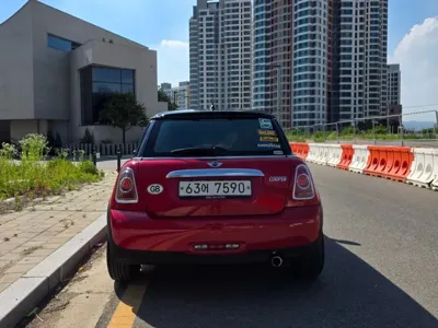 MINI Cooper 2013, 156500 км, за 2619.14 USD - фото 9