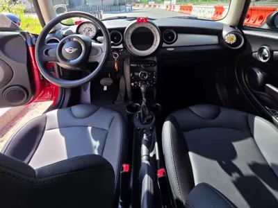 MINI Cooper 2013, 156500 км, за 2619.14 USD - фото 15