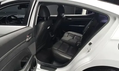 Hyundai Avante 2019, 68706 км, за 7866.21 USD - фото 12