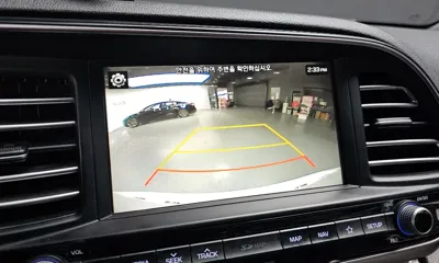 Hyundai Avante 2019, 68706 км, за 7866.21 USD - фото 15