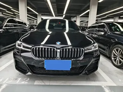 BMW 5 Series 2022, 107000 км, за 26381.43 USD