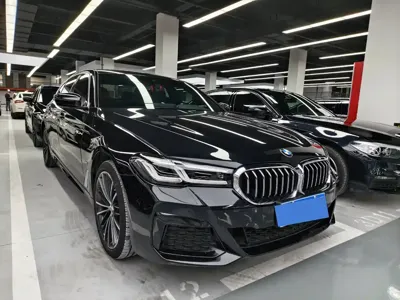 BMW 5 Series 2022, 107000 км, за 26381.43 USD