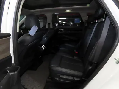 Kia Sorento 2022, 52318 км, за 18248.65 USD - фото 7