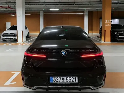 BMW 7-Series 2025, 10800 км, за 68701.59 USD